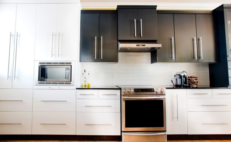 Kitchen Cabinet Refacing Costs Make Remodeling Budget-Friendly | N